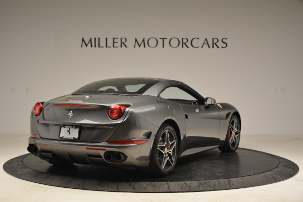 Used 2017 Ferrari California T Handling Speciale for sale $195,900 at Aston Martin of Greenwich in Greenwich CT 06830 19