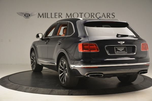 Used 2018 Bentley Bentayga Signature for sale Sold at Aston Martin of Greenwich in Greenwich CT 06830 6