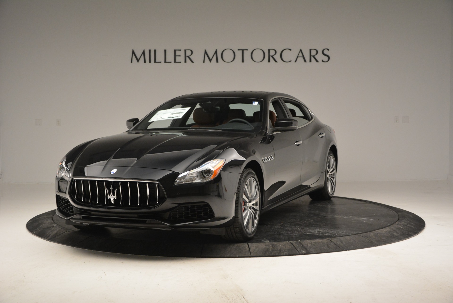 New 2018 Maserati Quattroporte S Q4 for sale Sold at Aston Martin of Greenwich in Greenwich CT 06830 1