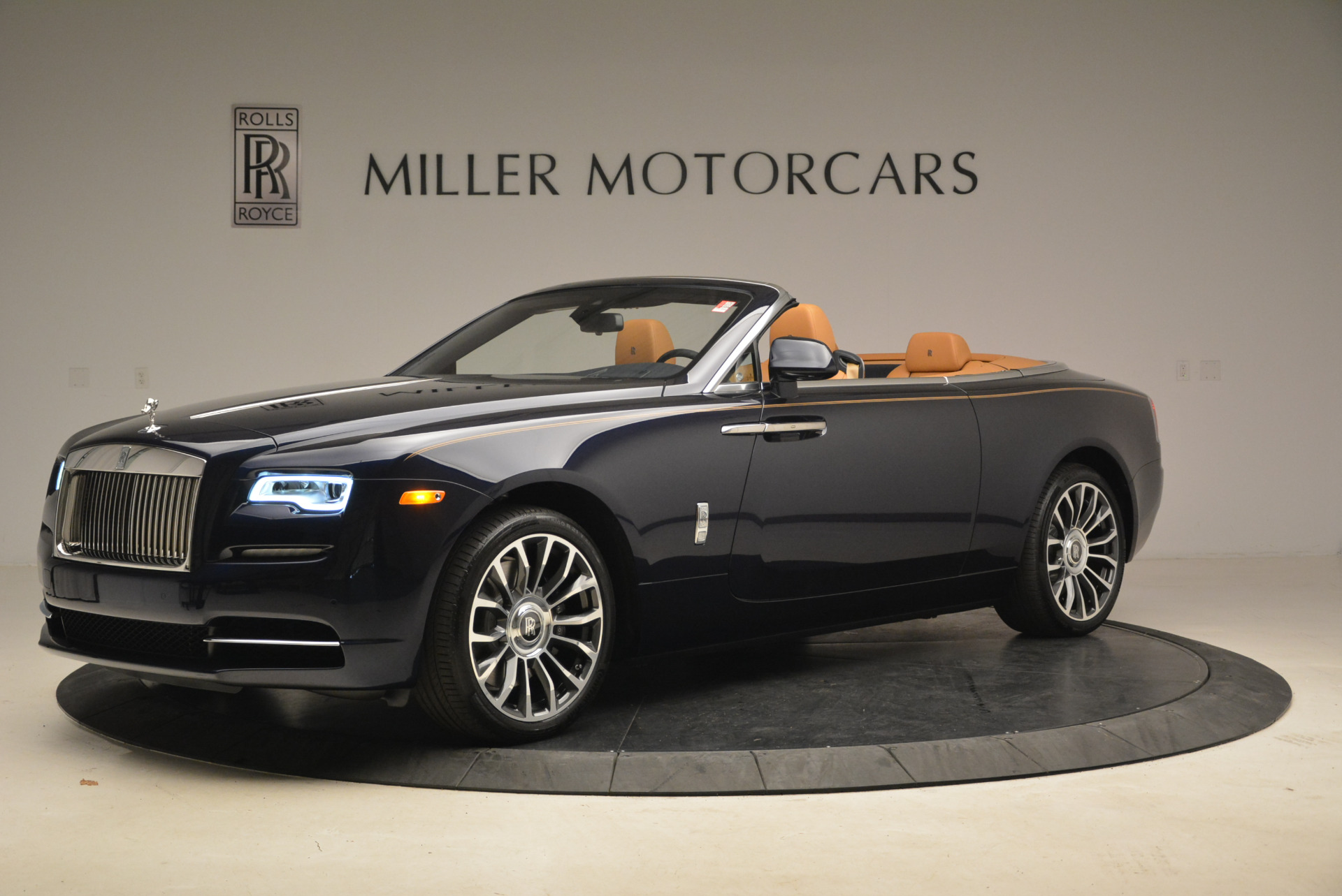 Used 2018 Rolls-Royce Dawn for sale Sold at Aston Martin of Greenwich in Greenwich CT 06830 1