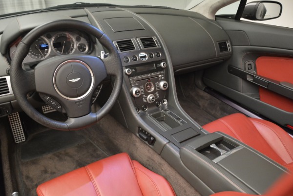 Used 2009 Aston Martin V8 Vantage Roadster for sale Sold at Aston Martin of Greenwich in Greenwich CT 06830 26