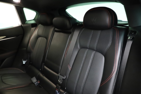 Used 2018 Maserati Levante Q4 GranSport for sale $53,900 at Aston Martin of Greenwich in Greenwich CT 06830 21