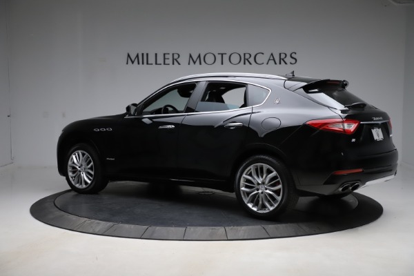 Used 2018 Maserati Levante Q4 GranSport for sale $53,900 at Aston Martin of Greenwich in Greenwich CT 06830 5
