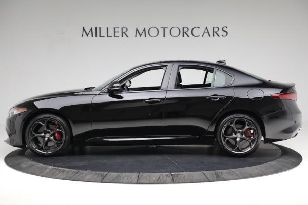 Used 2018 Alfa Romeo Giulia Ti Sport Q4 for sale Sold at Aston Martin of Greenwich in Greenwich CT 06830 3