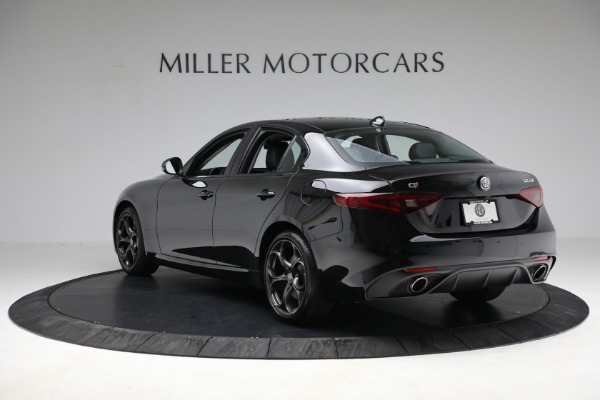 Used 2018 Alfa Romeo Giulia Ti Sport Q4 for sale Sold at Aston Martin of Greenwich in Greenwich CT 06830 5