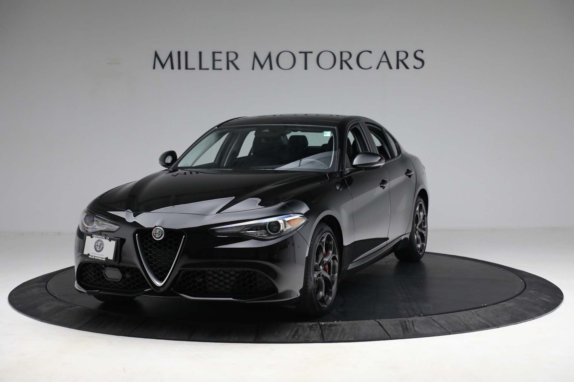 Used 2018 Alfa Romeo Giulia Ti Sport Q4 for sale Sold at Aston Martin of Greenwich in Greenwich CT 06830 1