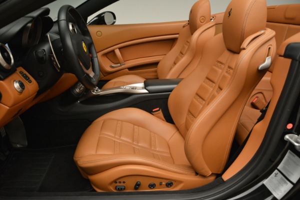 Used 2014 Ferrari California 30 for sale Sold at Aston Martin of Greenwich in Greenwich CT 06830 26