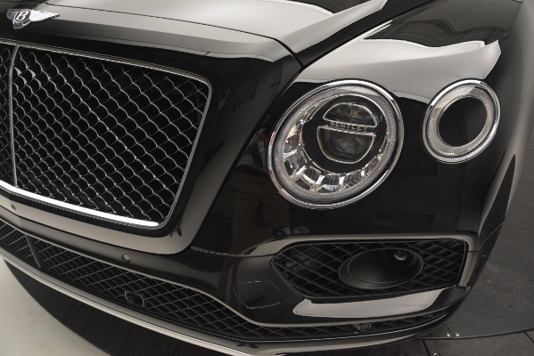 New 2019 Bentley Bentayga V8 for sale Sold at Aston Martin of Greenwich in Greenwich CT 06830 14