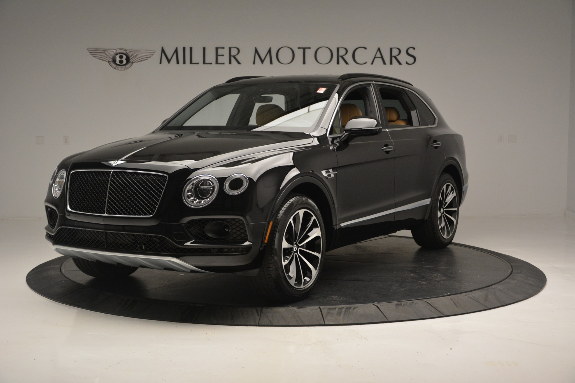 New 2019 Bentley Bentayga V8 for sale Sold at Aston Martin of Greenwich in Greenwich CT 06830 1