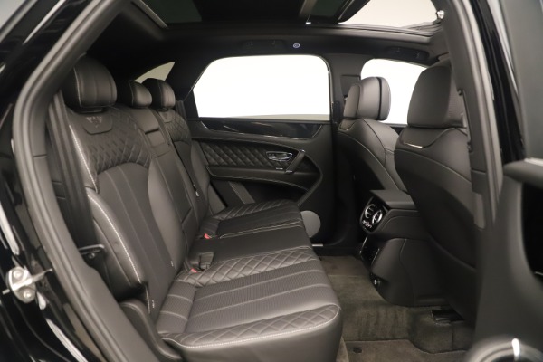 Used 2018 Bentley Bentayga W12 Signature for sale Sold at Aston Martin of Greenwich in Greenwich CT 06830 25