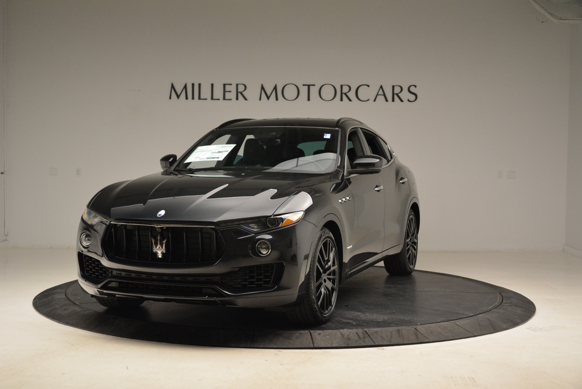 Used 2018 Maserati Levante S Q4 GranSport for sale Sold at Aston Martin of Greenwich in Greenwich CT 06830 1