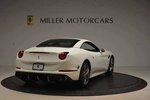 Used 2015 Ferrari California T for sale Sold at Aston Martin of Greenwich in Greenwich CT 06830 19