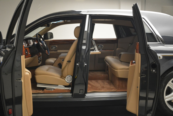 Used 2013 Rolls-Royce Phantom for sale Sold at Aston Martin of Greenwich in Greenwich CT 06830 12