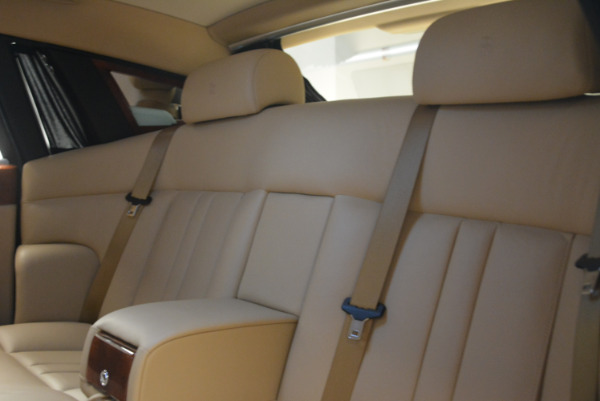 Used 2013 Rolls-Royce Phantom for sale Sold at Aston Martin of Greenwich in Greenwich CT 06830 20