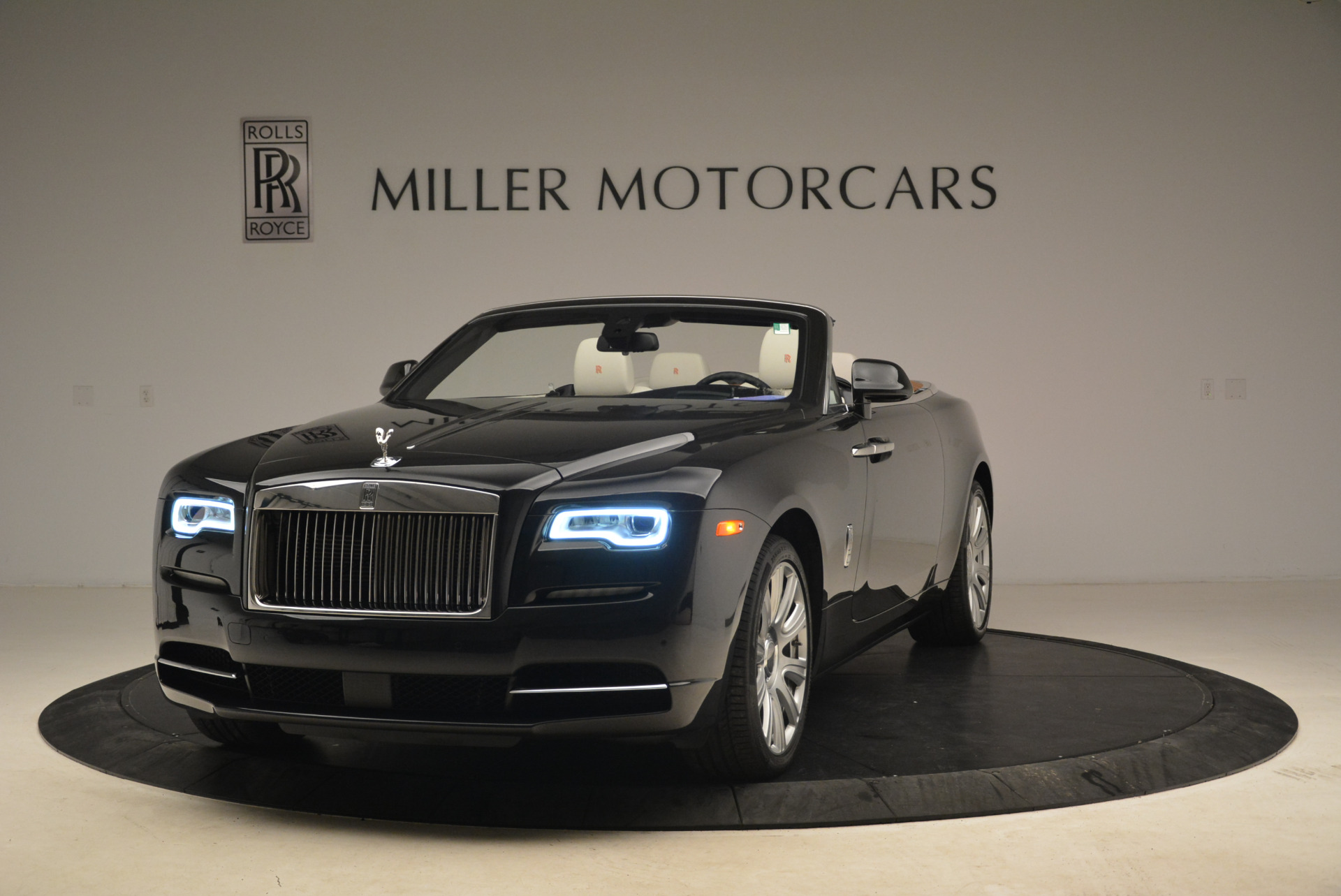 Used 2016 Rolls-Royce Dawn for sale Sold at Aston Martin of Greenwich in Greenwich CT 06830 1