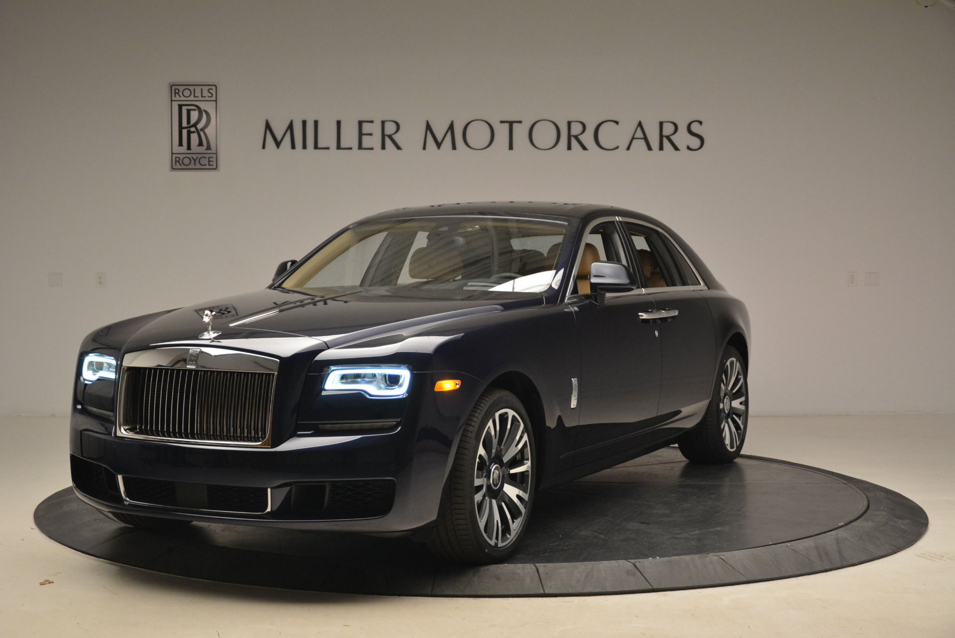 Used 2018 Rolls-Royce Ghost for sale Sold at Aston Martin of Greenwich in Greenwich CT 06830 1