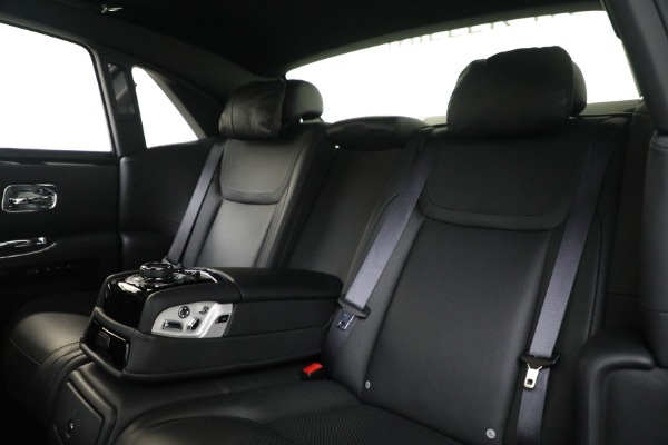 Used 2016 Rolls-Royce Ghost Series II for sale $169,900 at Aston Martin of Greenwich in Greenwich CT 06830 22