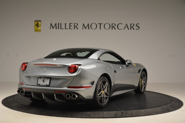 Used 2018 Ferrari California T for sale Sold at Aston Martin of Greenwich in Greenwich CT 06830 19