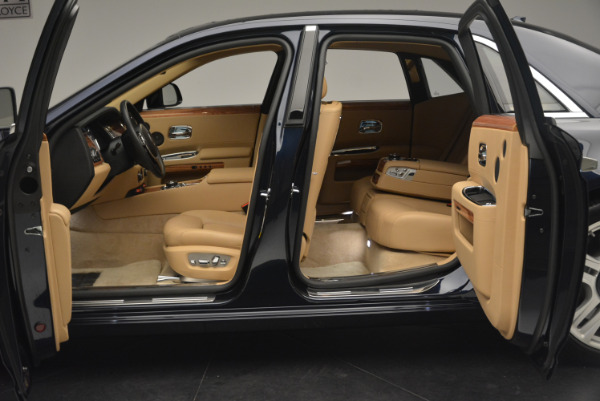 Used 2015 Rolls-Royce Ghost for sale Sold at Aston Martin of Greenwich in Greenwich CT 06830 17