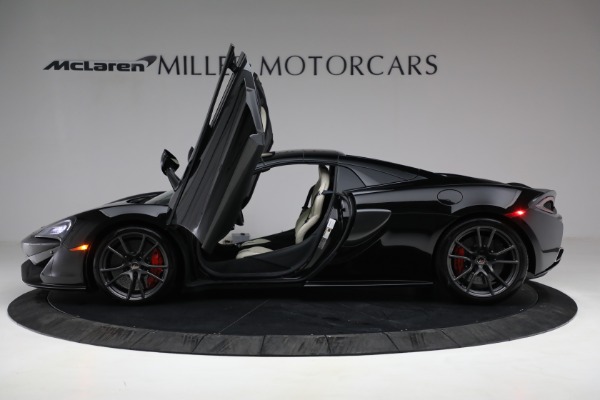 New 2018 McLaren 570S Spider for sale Sold at Aston Martin of Greenwich in Greenwich CT 06830 23