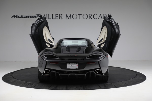 New 2018 McLaren 570S Spider for sale Sold at Aston Martin of Greenwich in Greenwich CT 06830 25