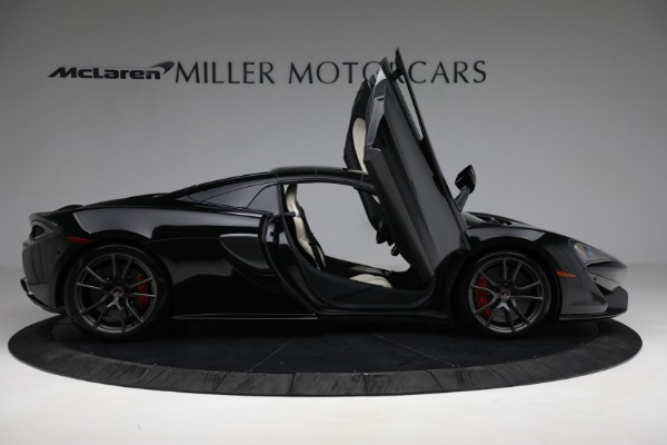 New 2018 McLaren 570S Spider for sale Sold at Aston Martin of Greenwich in Greenwich CT 06830 27