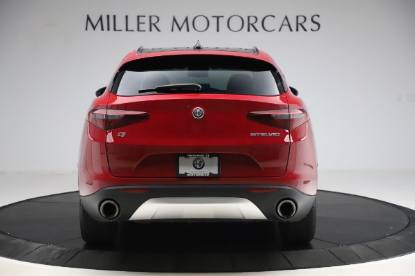 Used 2018 Alfa Romeo Stelvio Sport Q4 for sale Sold at Aston Martin of Greenwich in Greenwich CT 06830 6