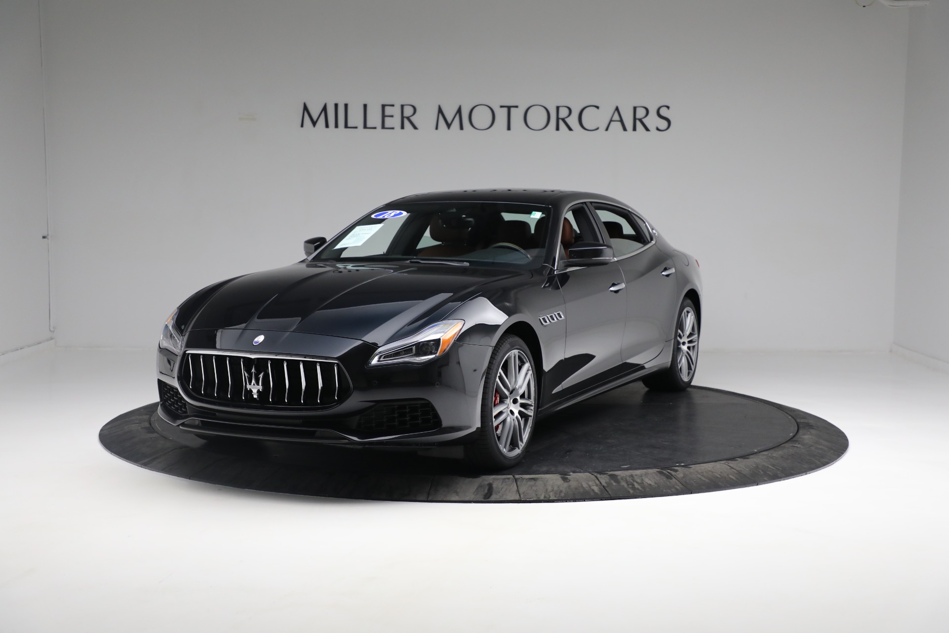 Used 2018 Maserati Quattroporte S Q4 for sale Sold at Aston Martin of Greenwich in Greenwich CT 06830 1