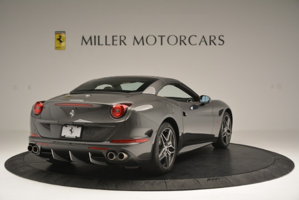 Used 2015 Ferrari California T for sale Sold at Aston Martin of Greenwich in Greenwich CT 06830 19