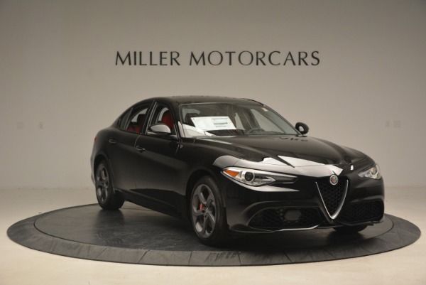 New 2018 Alfa Romeo Giulia Sport Q4 for sale Sold at Aston Martin of Greenwich in Greenwich CT 06830 11