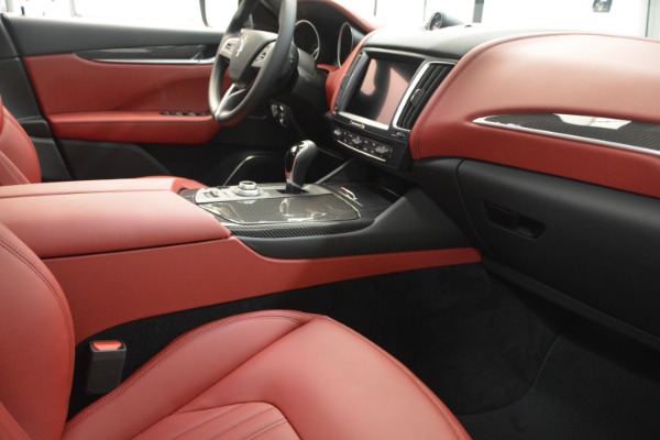 New 2018 Maserati Levante Q4 GranLusso for sale Sold at Aston Martin of Greenwich in Greenwich CT 06830 20