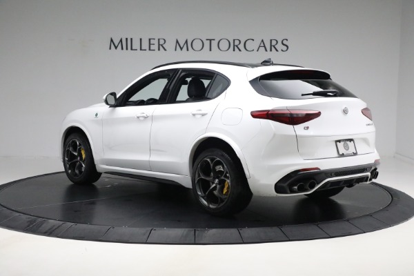 Used 2018 Alfa Romeo Stelvio Quadrifoglio Quadrifoglio for sale Sold at Aston Martin of Greenwich in Greenwich CT 06830 6