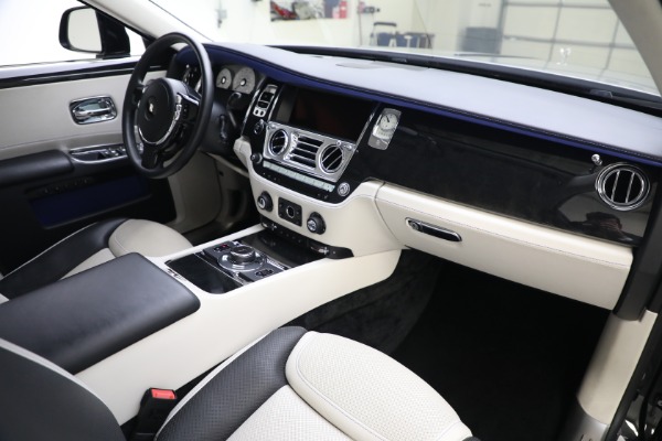 Used 2019 Rolls-Royce Ghost for sale Sold at Aston Martin of Greenwich in Greenwich CT 06830 20