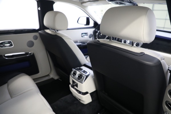 Used 2019 Rolls-Royce Ghost for sale $234,900 at Aston Martin of Greenwich in Greenwich CT 06830 25