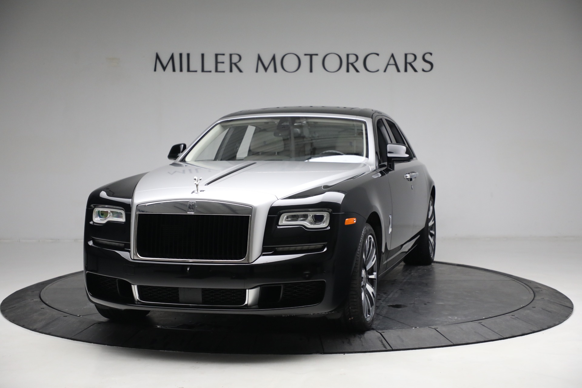 Used 2019 Rolls-Royce Ghost for sale $234,900 at Aston Martin of Greenwich in Greenwich CT 06830 1