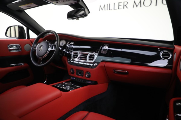 Used 2018 Rolls-Royce Wraith for sale $195,900 at Aston Martin of Greenwich in Greenwich CT 06830 18