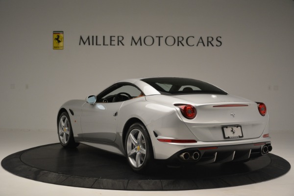 Used 2015 Ferrari California T for sale Sold at Aston Martin of Greenwich in Greenwich CT 06830 17