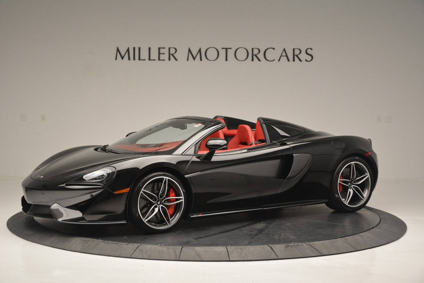 New 2019 McLaren 570S Convertible for sale Sold at Aston Martin of Greenwich in Greenwich CT 06830 1