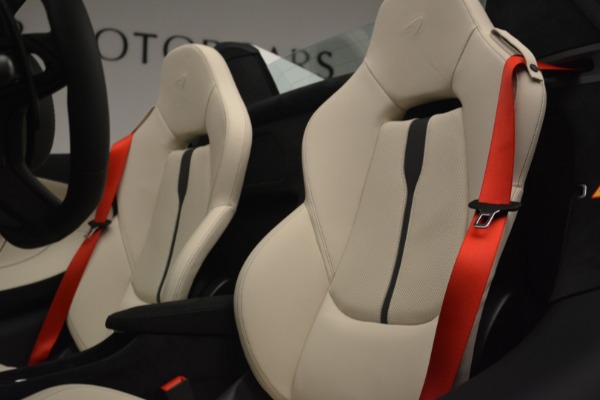 Used 2019 McLaren 570S Spider Convertible for sale Sold at Aston Martin of Greenwich in Greenwich CT 06830 25