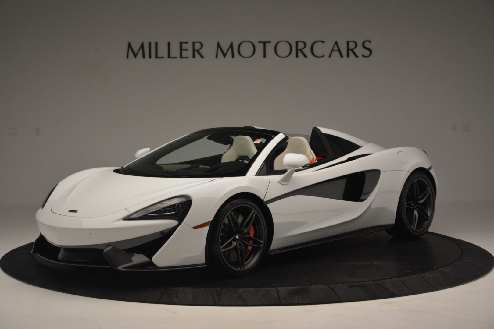 Used 2019 McLaren 570S Spider Convertible for sale Sold at Aston Martin of Greenwich in Greenwich CT 06830 1