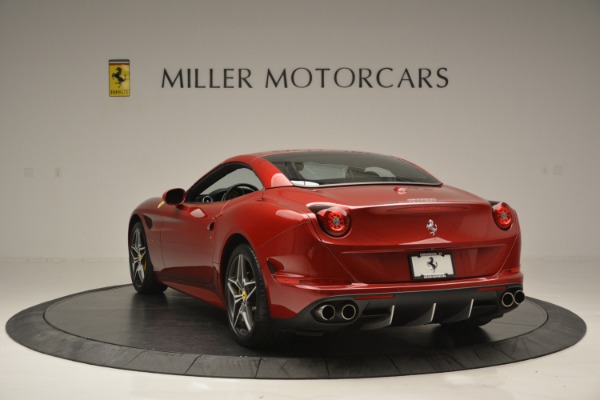 Used 2016 Ferrari California T for sale Sold at Aston Martin of Greenwich in Greenwich CT 06830 17