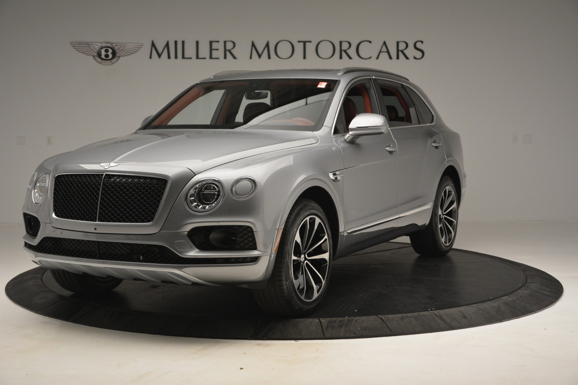 Used 2019 Bentley Bentayga V8 for sale Sold at Aston Martin of Greenwich in Greenwich CT 06830 1