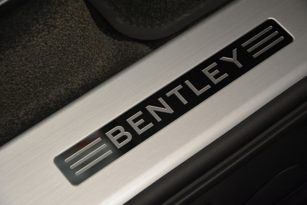 New 2019 Bentley Bentayga V8 for sale Sold at Aston Martin of Greenwich in Greenwich CT 06830 25