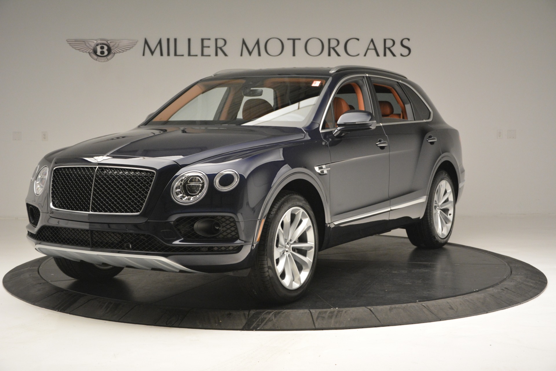 New 2019 Bentley Bentayga V8 for sale Sold at Aston Martin of Greenwich in Greenwich CT 06830 1