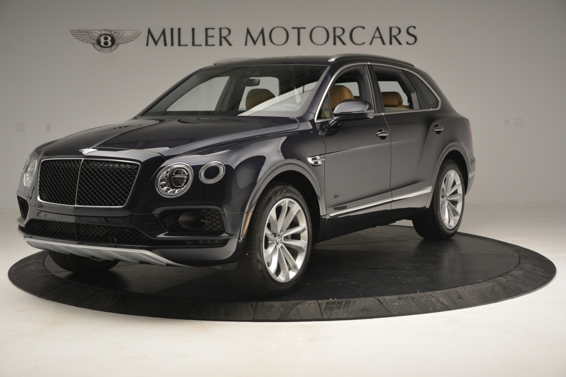 New 2019 Bentley Bentayga V8 for sale Sold at Aston Martin of Greenwich in Greenwich CT 06830 1