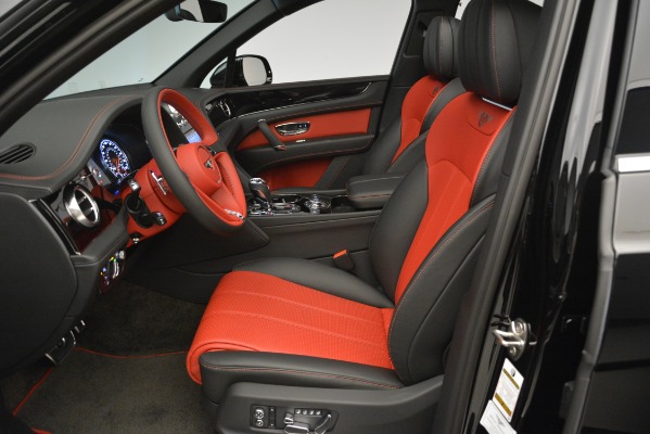 Used 2019 Bentley Bentayga V8 for sale $118,900 at Aston Martin of Greenwich in Greenwich CT 06830 17