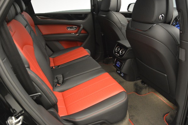 Used 2019 Bentley Bentayga V8 for sale $118,900 at Aston Martin of Greenwich in Greenwich CT 06830 26