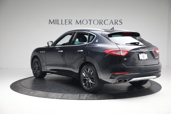 Used 2019 Maserati Levante Q4 GranLusso for sale Sold at Aston Martin of Greenwich in Greenwich CT 06830 5