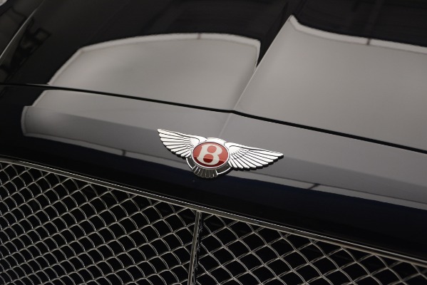 New 2018 Bentley Flying Spur V8 for sale Sold at Aston Martin of Greenwich in Greenwich CT 06830 14