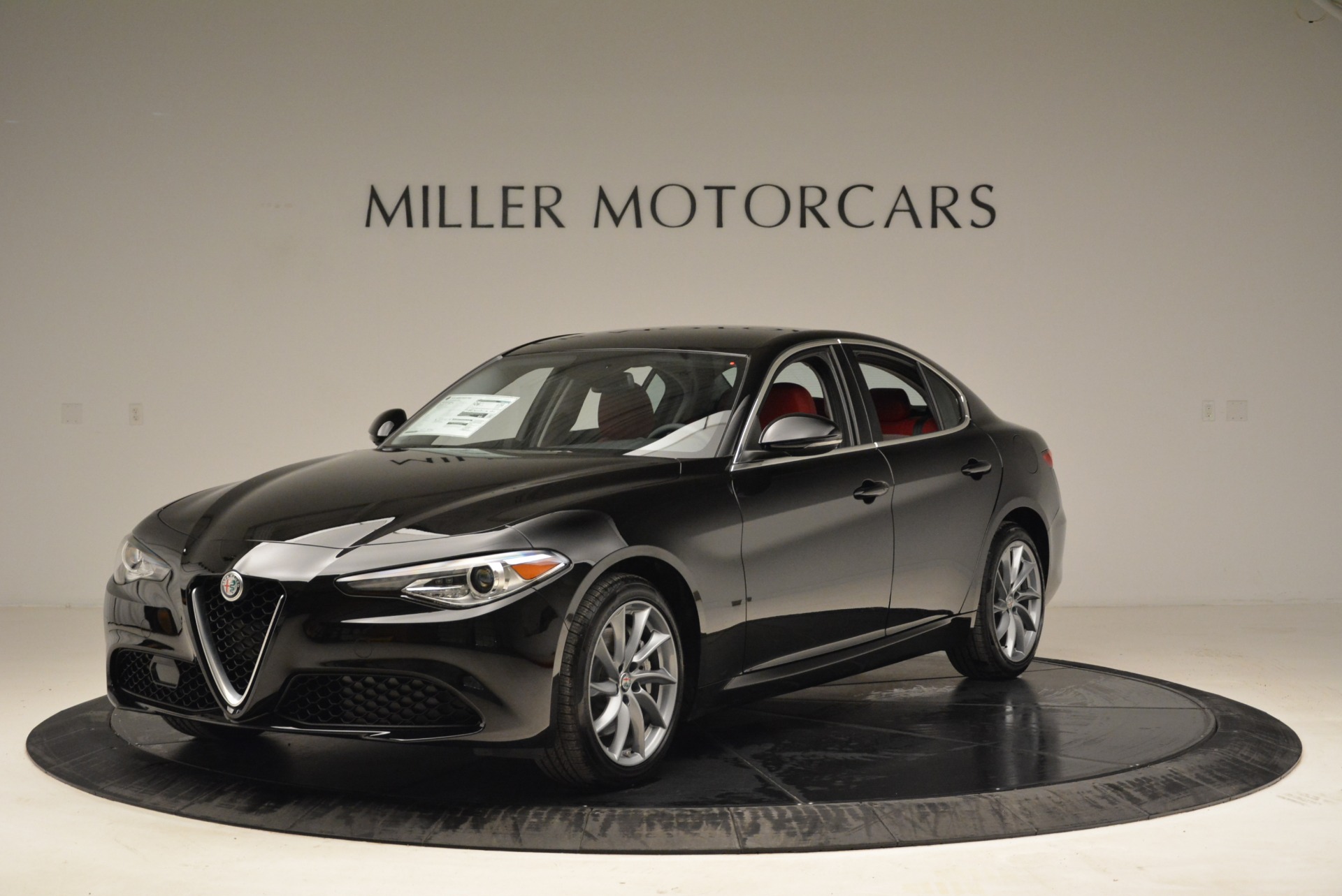 New 2019 Alfa Romeo Giulia Q4 For Sale (Special Pricing) Aston Martin